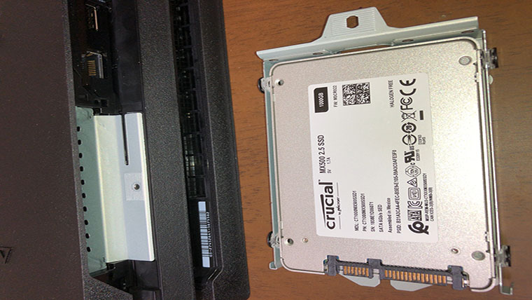 PS4 Pro(CUH-7200BB01)のHDDをSSD(Crucial MX500)に換装する方法｜ばくさんの雑記帳